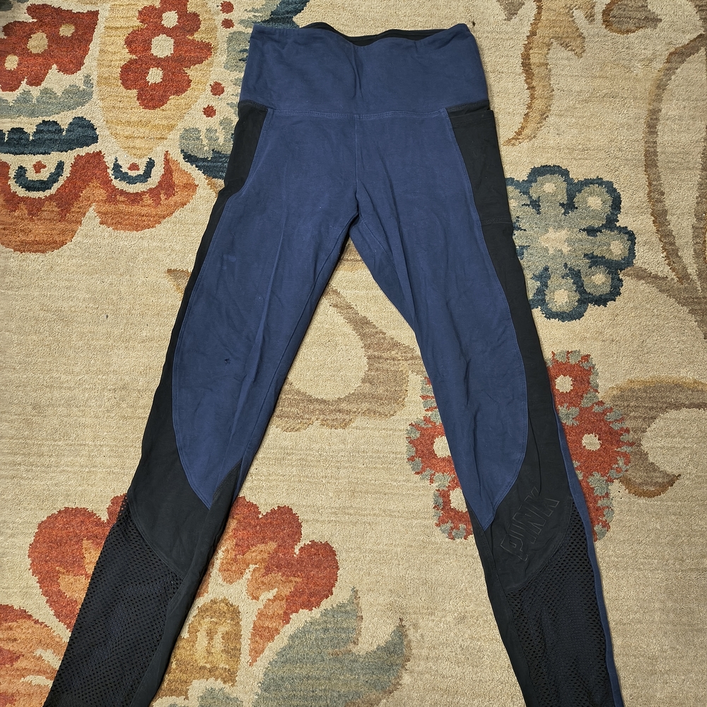 PINK Victoria's Secret Navy and Black Leggings
